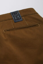 M5_AW23_chino_6001-43_tasche_185